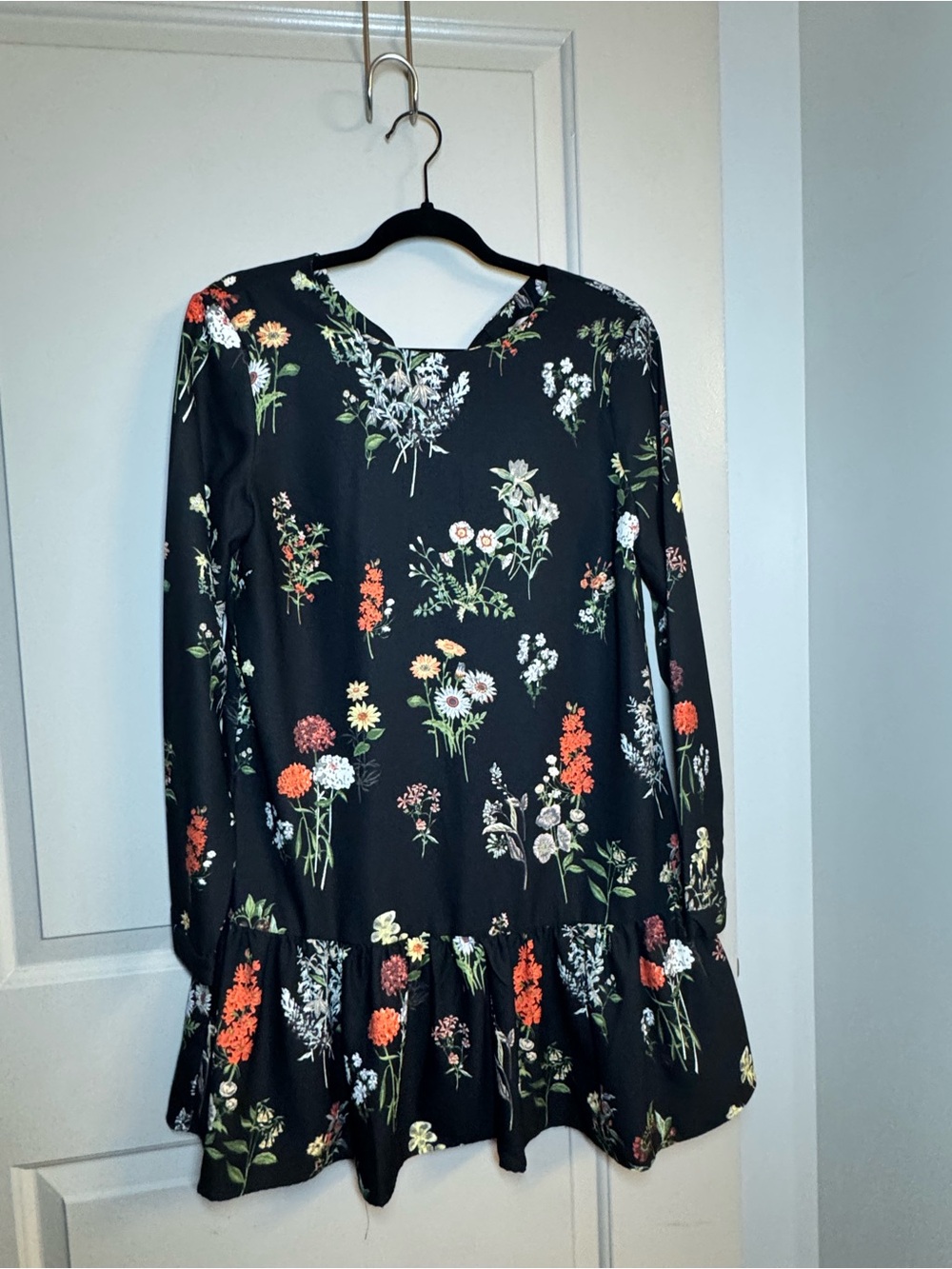 Philosophy Black Floral Long-Sleeve Ruffle-Hem Dress with White & Orange Blooms